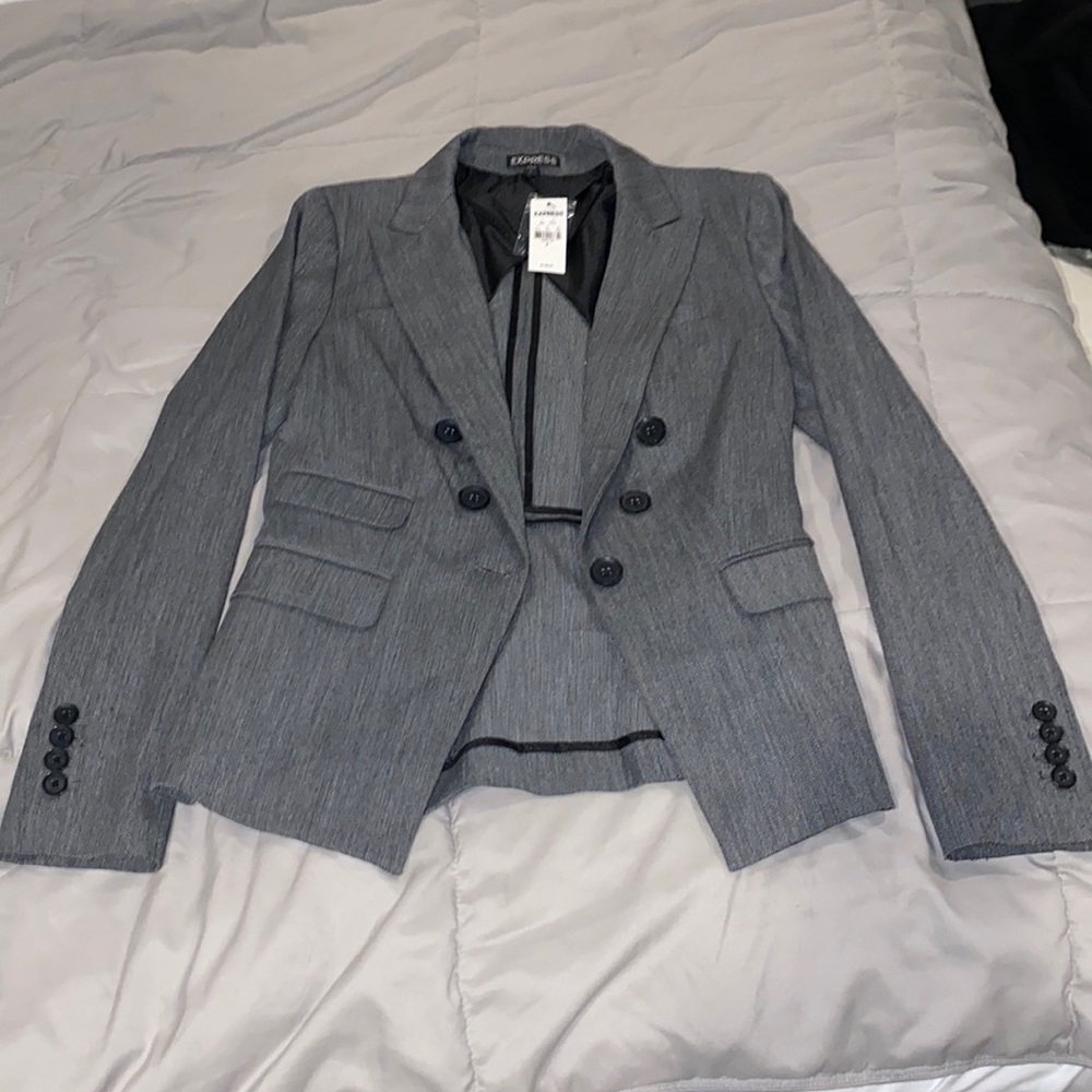 Express blazer size 2 in grey NWT